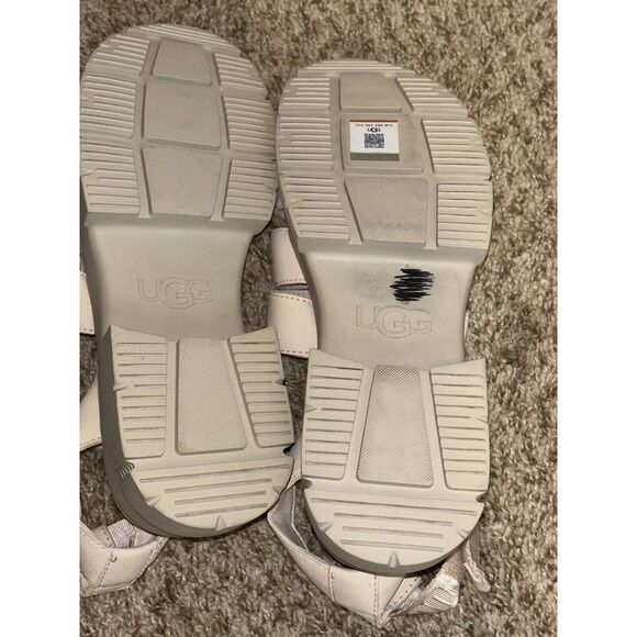 UGG ASHTON STRAPPY PLATFORM NUBUCK LEATHER SANDALS 10W /8M Cute‎ Goth Grunge Emo - Picture 10 of 10